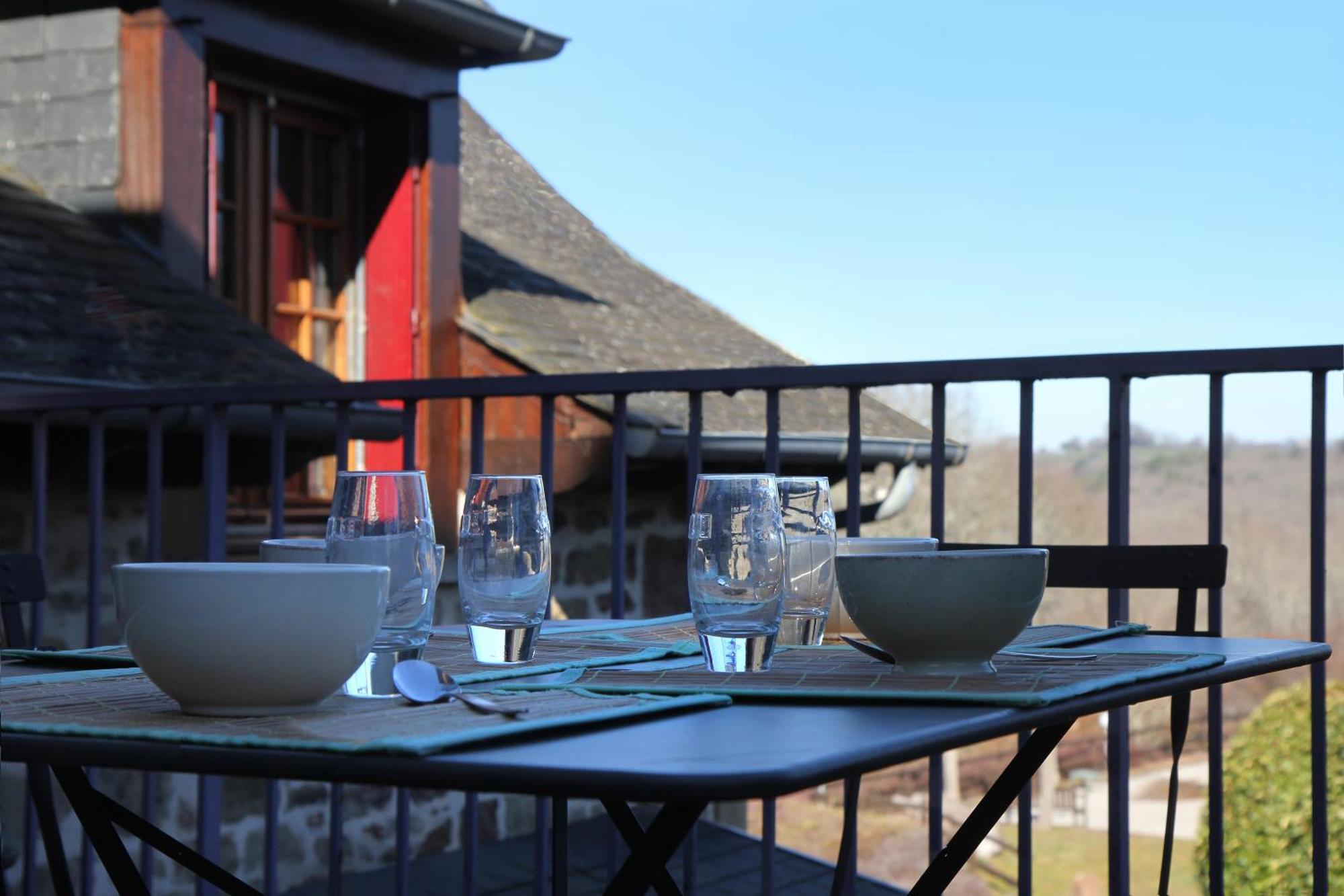 Gite Bellevue - Domaine De La Chapelle En Correze Exterior foto